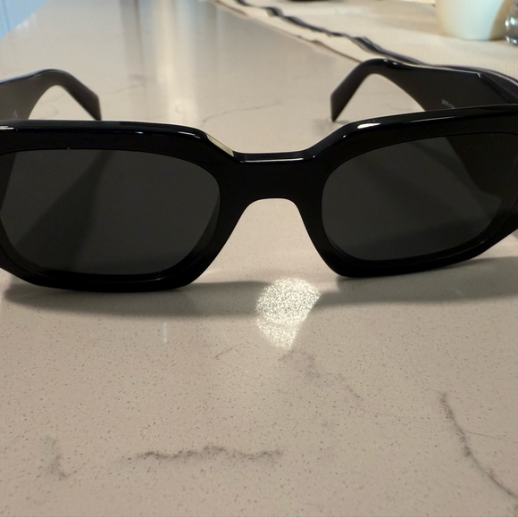Prada Black Sunglasses - Picture 1 of 5